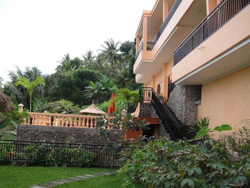 Sunset Lavinia 4*
