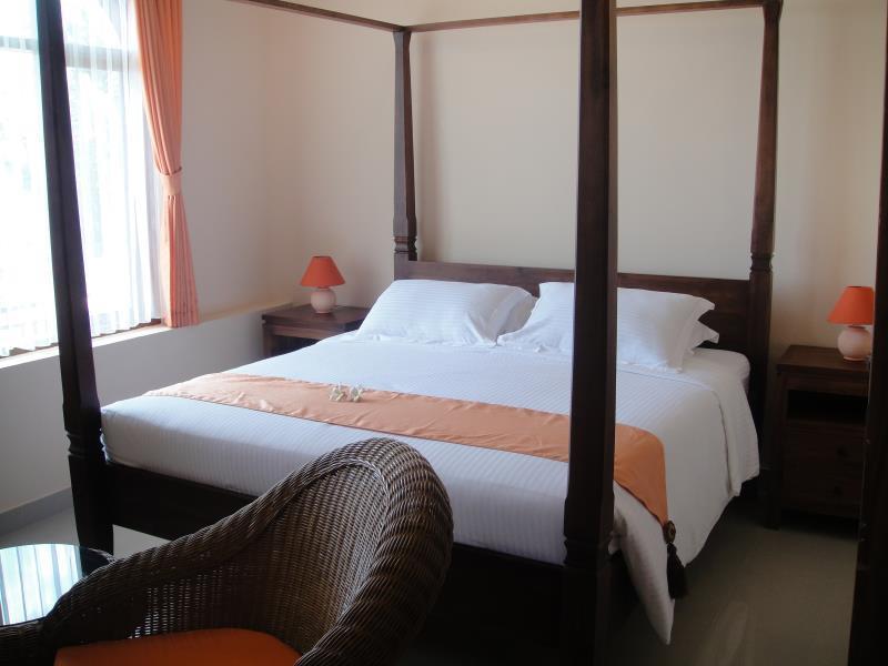 Sunset Lavinia Hotel 4*