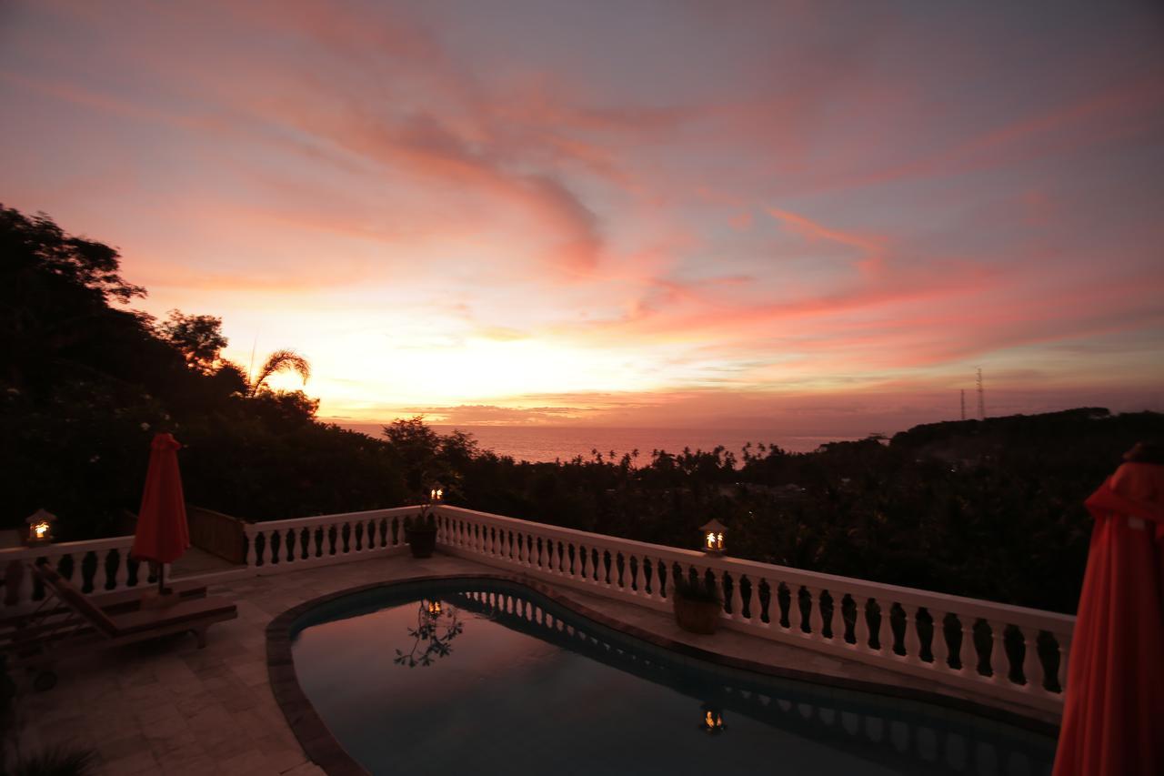 Sunset Lavinia